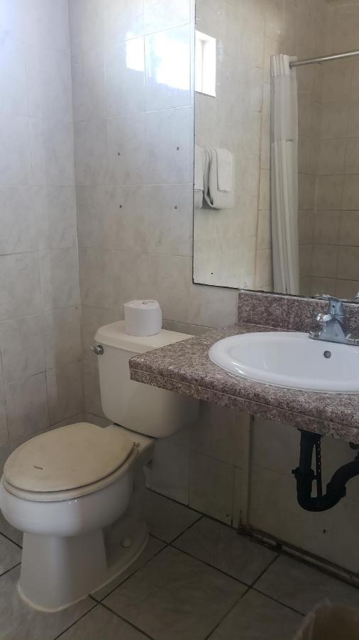 Eagle Inn Motel Лонг Бийч Екстериор снимка